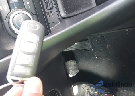 2017 Mazda Mazda3 Touring from USA, damaged, VIN 3MZBN1V71HM124385